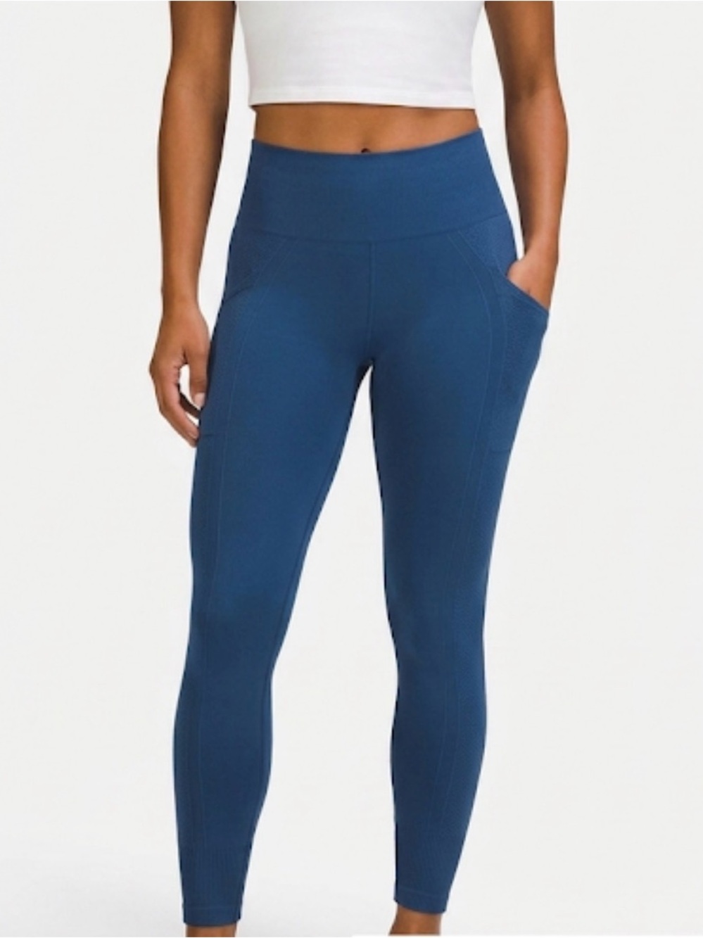 Lululemon size 6 (fits up to 8) blue compression running